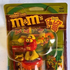 Vintage M&M’s Minis eXtreme Sports Toy & Pogo Dispenser Red Hockey Player NOS